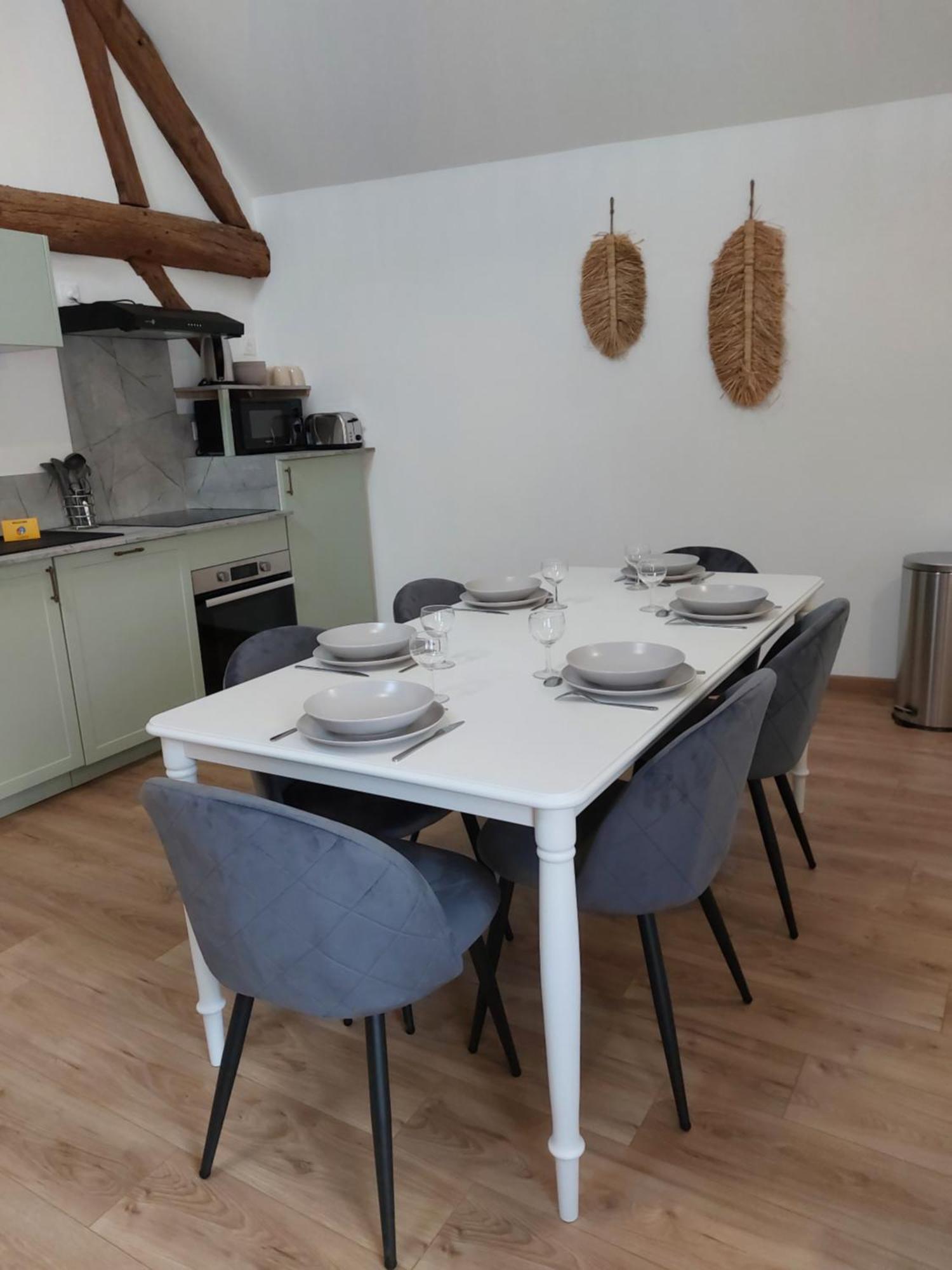 Appartements L'Hirondelle Beaugency Exterior foto